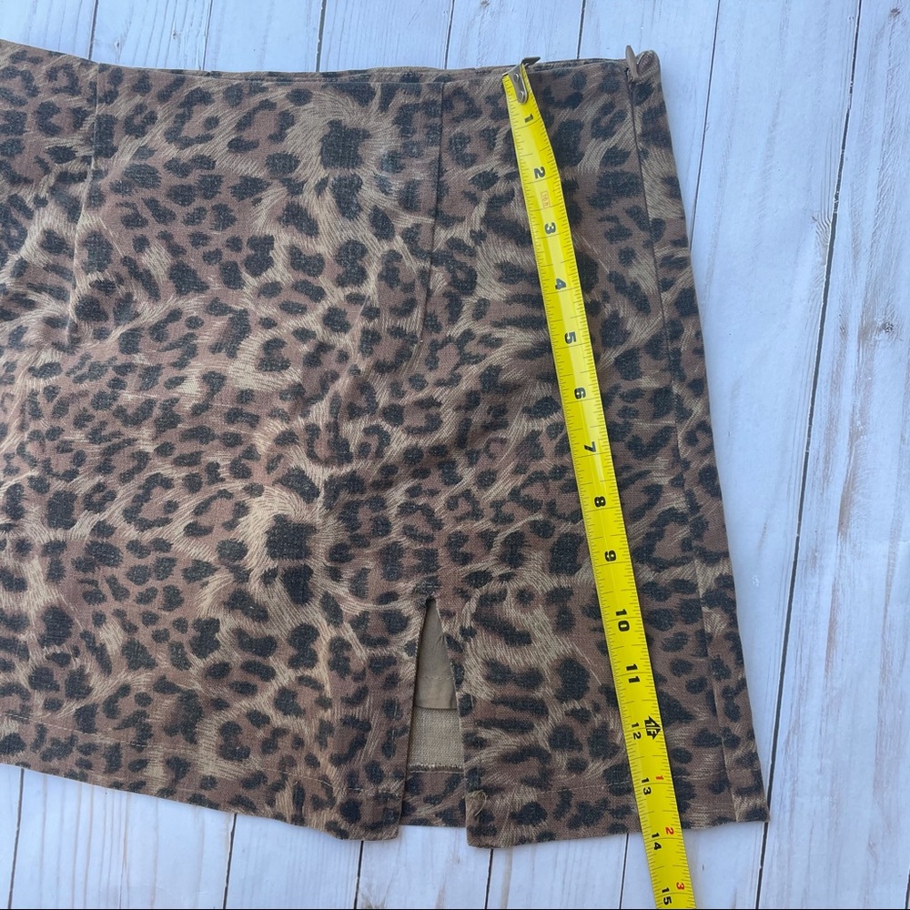Olivaceous leopard mini skirt - Picture 6 of 7